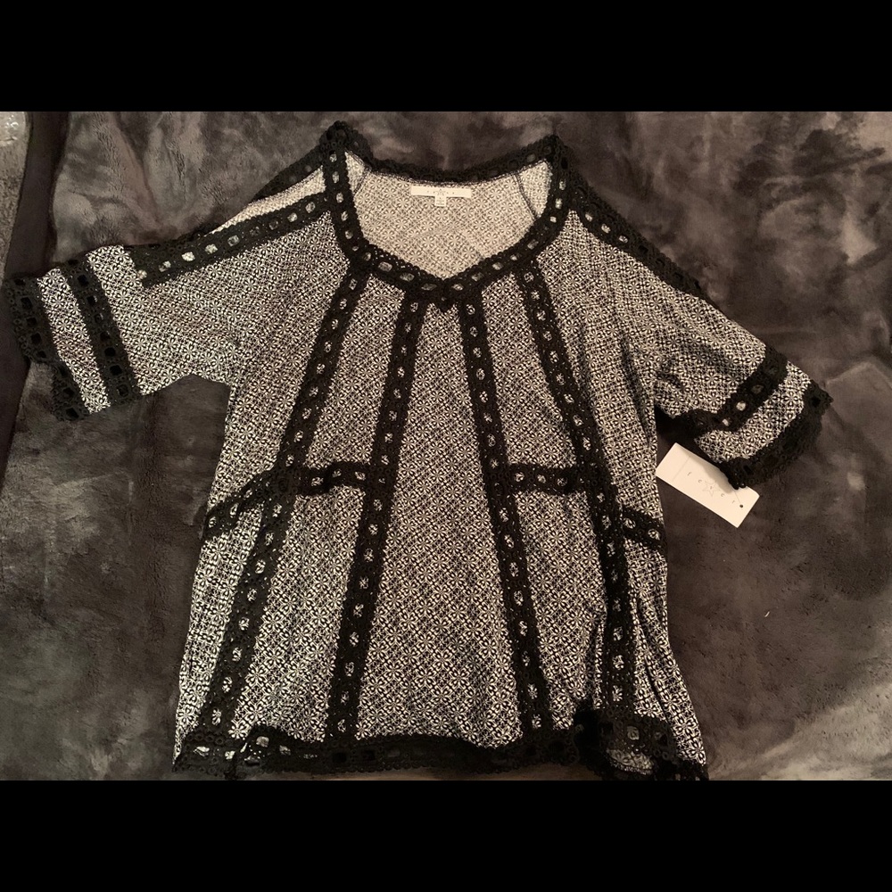 black and white off shoulder blouse